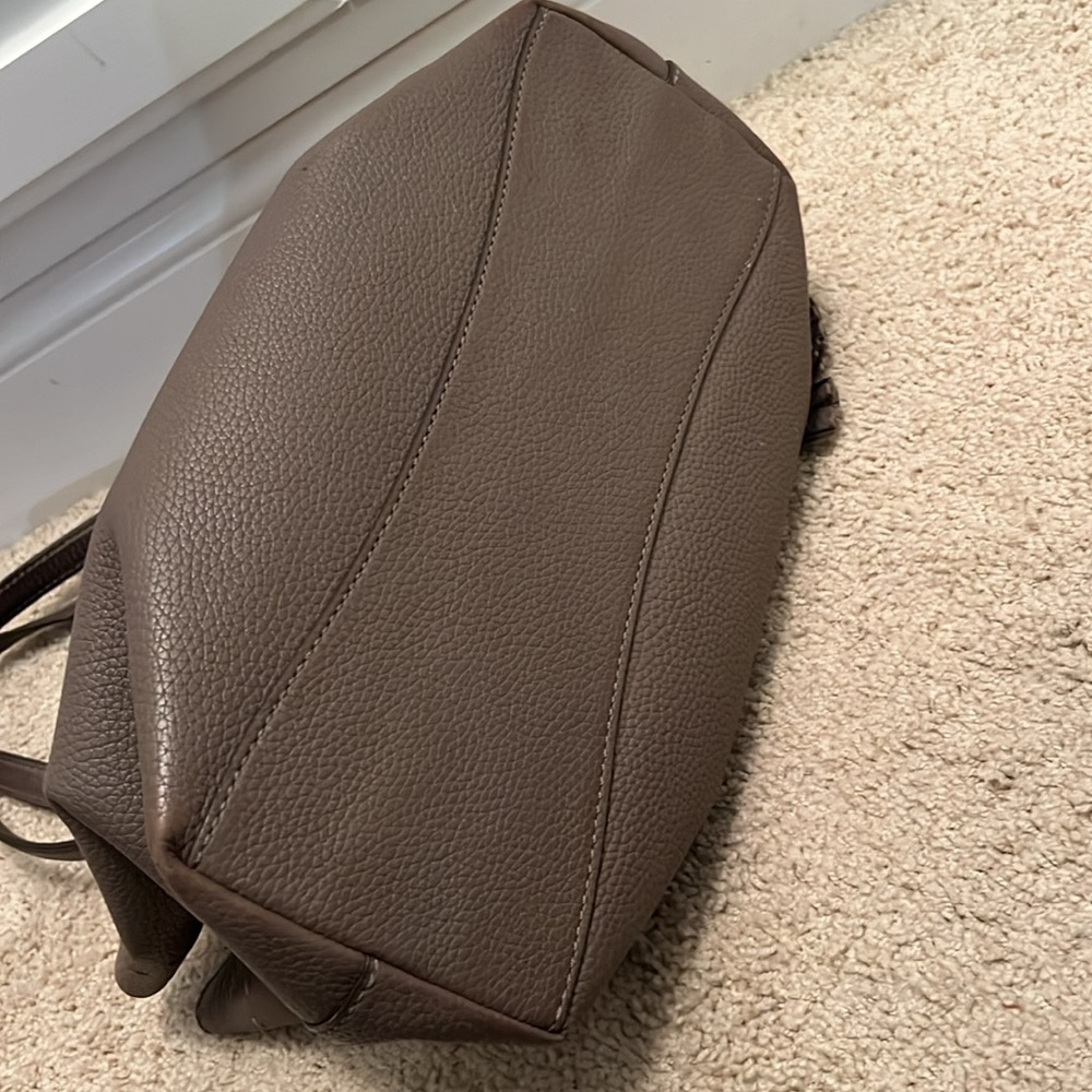 Tory Burch Mcgraw Triple Compartment Leather Bag - Picture 6 of 11